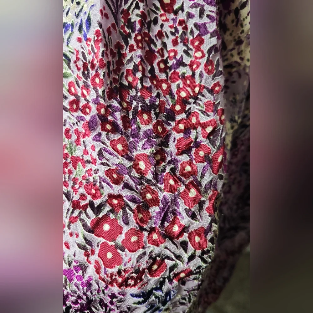 Floral Sleeveless Top - Purple and Red - Picture 2 of 6